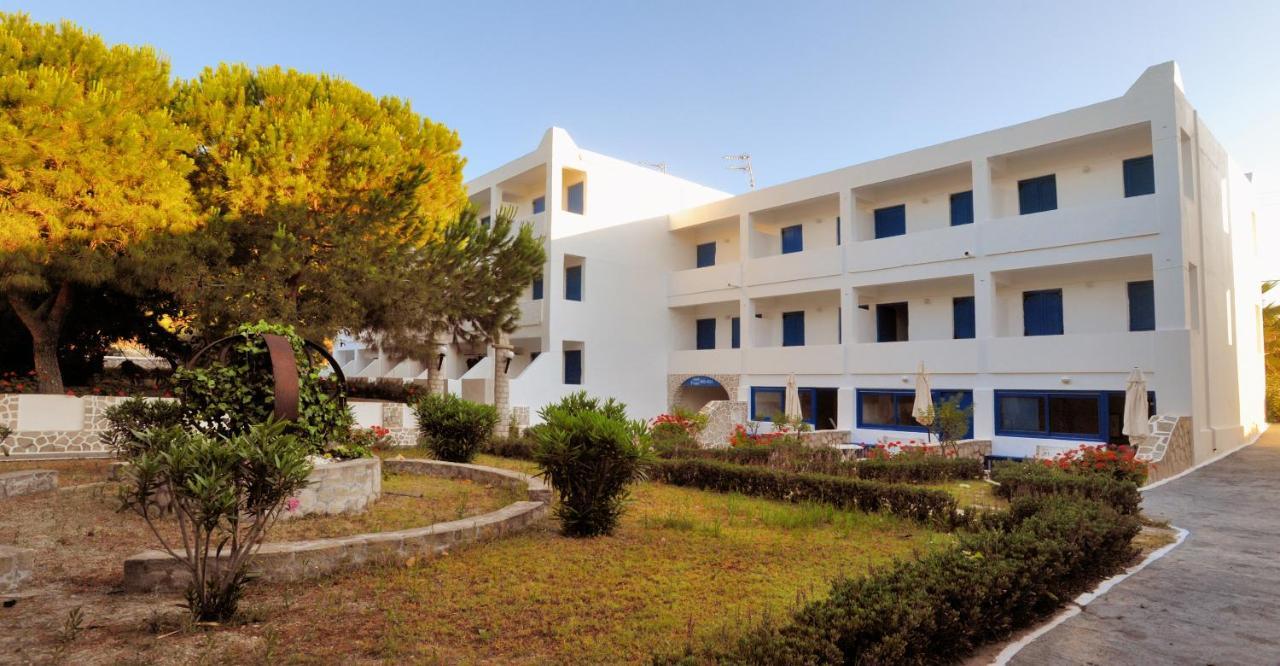 Lagada Beach Economy Hotel Adamantas  ภายนอก รูปภาพ